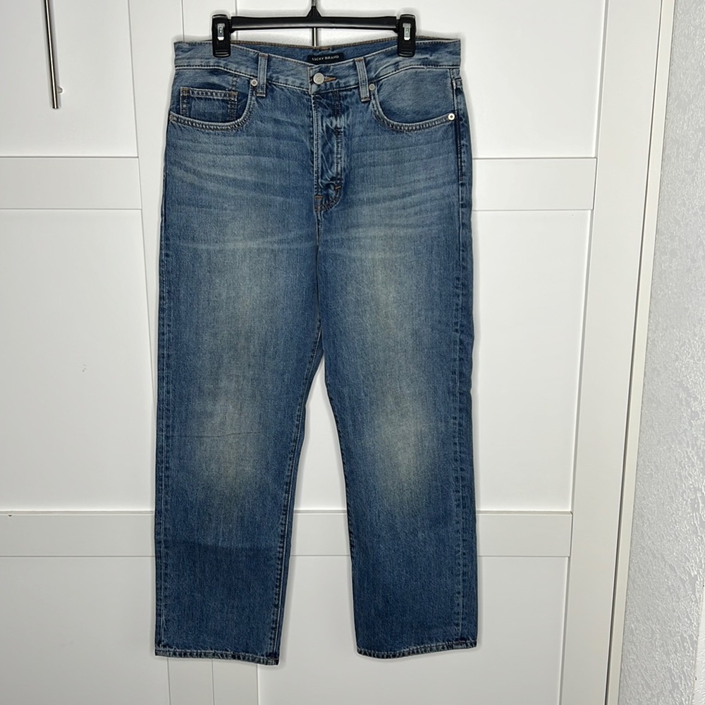 Lucky Brand high rise 90’s, cropped jeans. Size 12/31